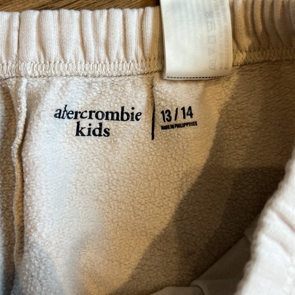 Abercrombie New York track pants - size 13/14 - Picture 2 of 2